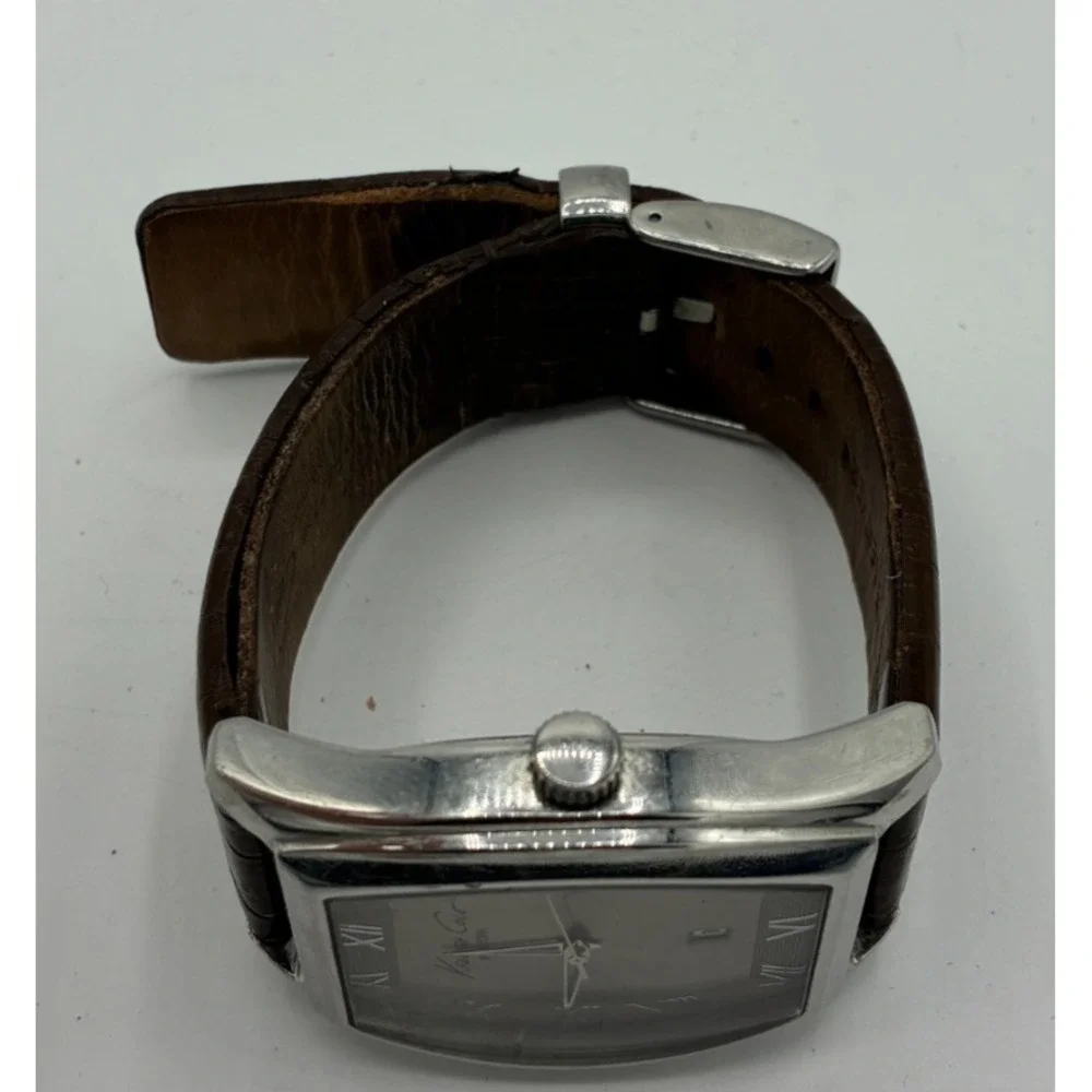 Kenneth Cole per pictures